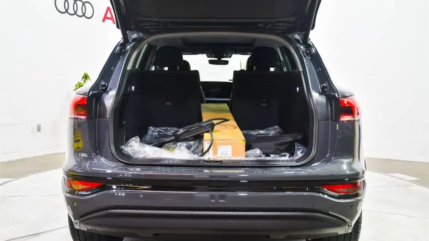 2025 Audi Q6 e-tron WA124BGF5SA036700