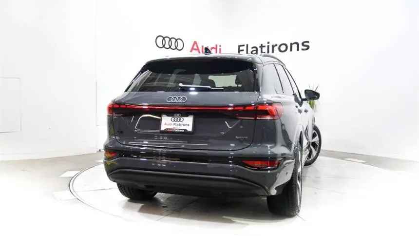 2025 Audi Q6 e-tron WA124BGF5SA036700