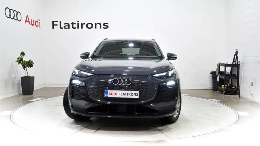 2025 Audi Q6 e-tron WA124BGF5SA036700