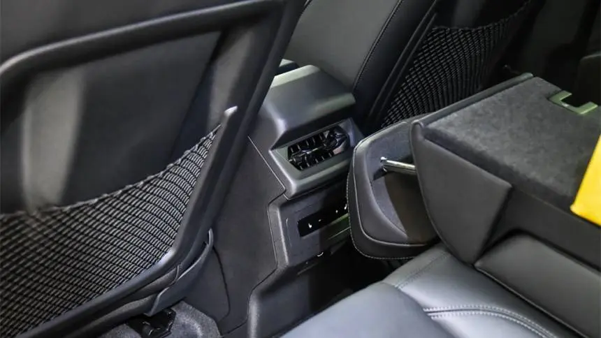 2025 Audi Q6 e-tron WA124BGF5SA036700