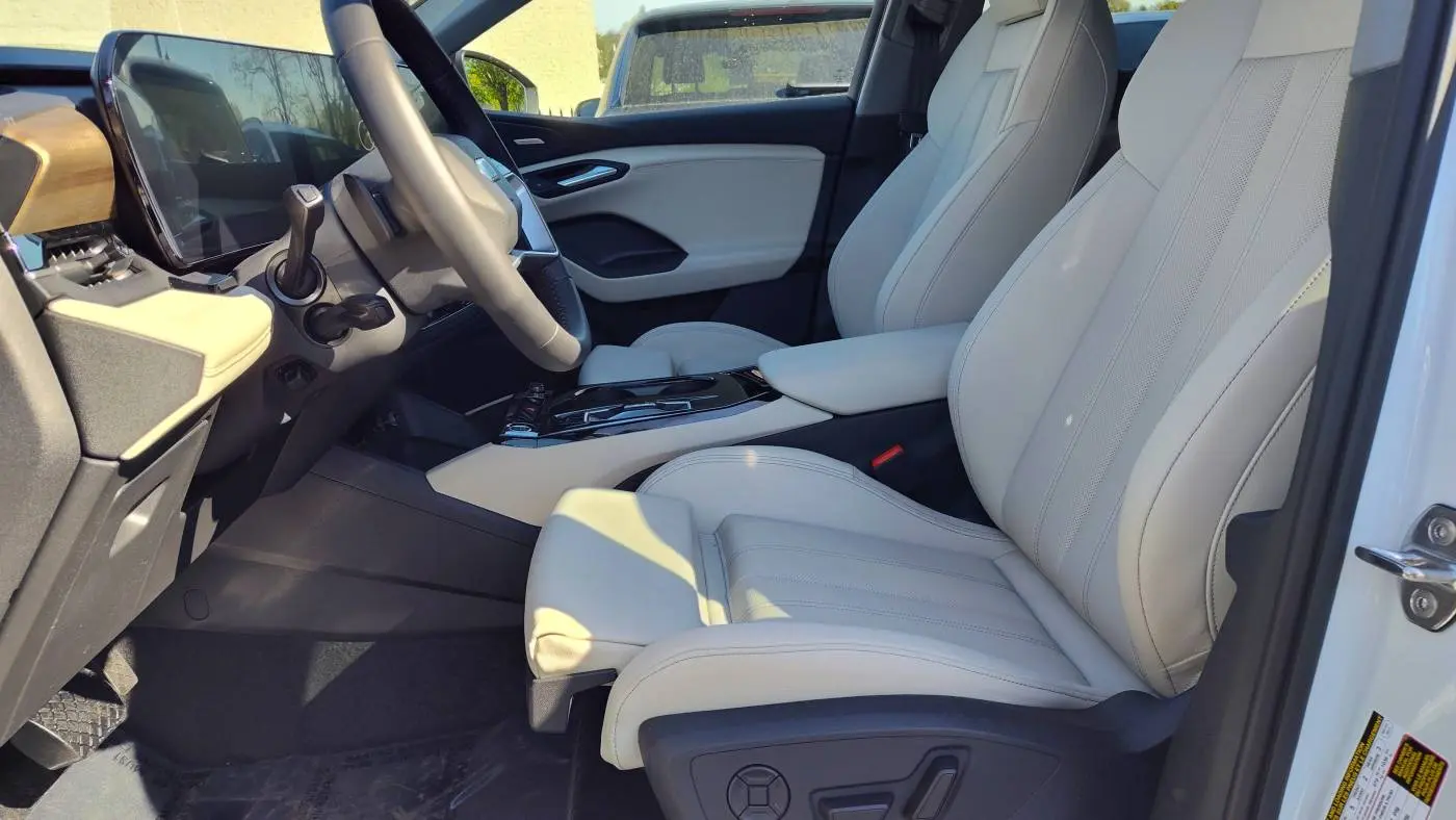 2025 Audi Q6 e-tron WA124BGFXSA036336