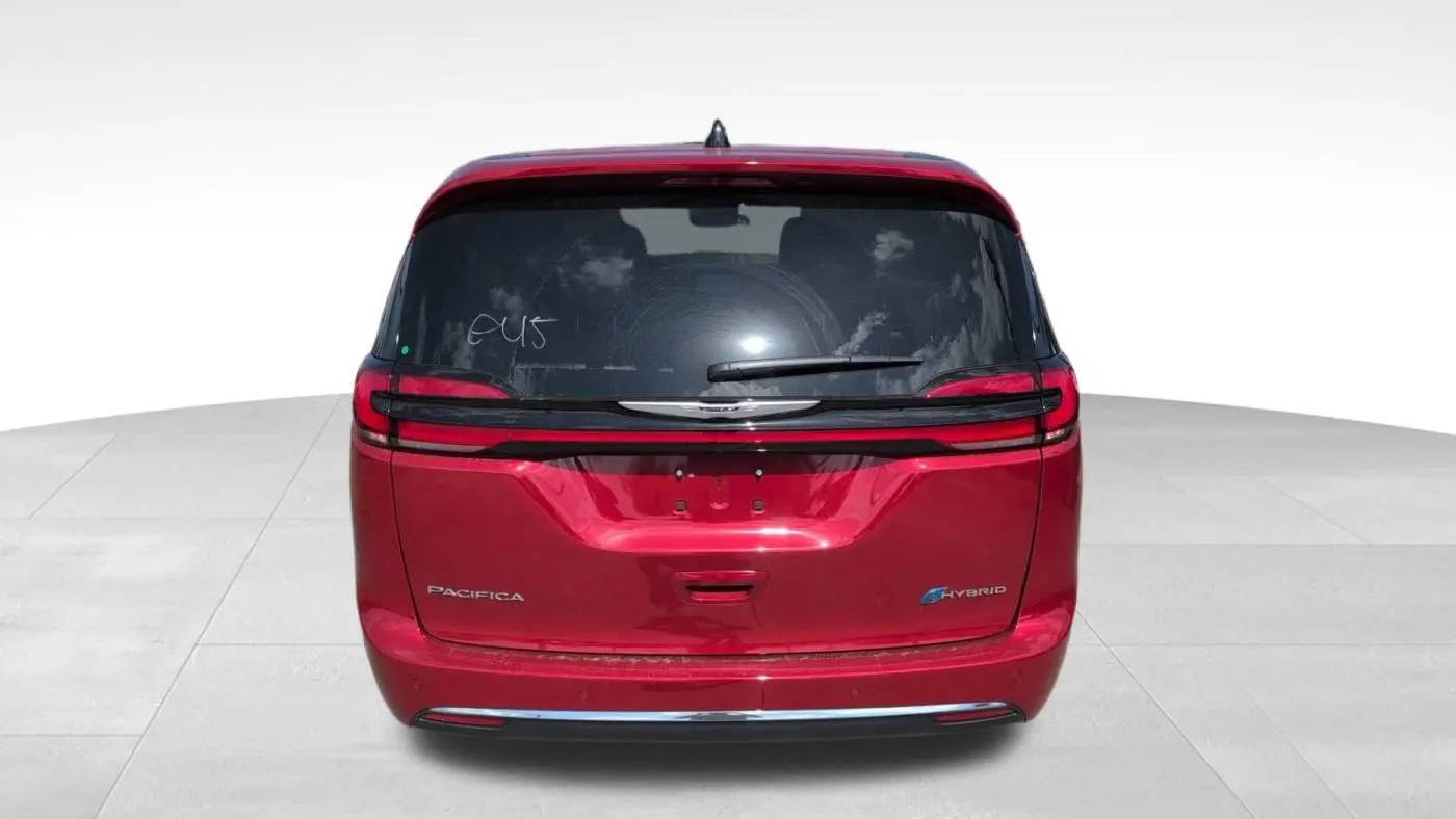 2025 Chrysler Pacifica 2C4RC1S72SR576051