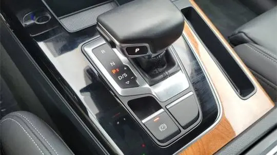 2022 Audi Q5 WA1G2AFY8N2086479