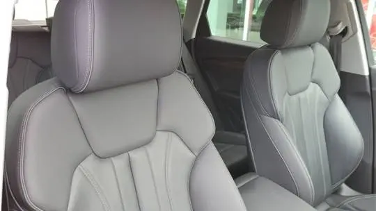 2022 Audi Q5 WA1G2AFY8N2086479