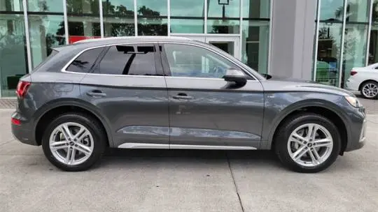 2022 Audi Q5 WA1G2AFY8N2086479