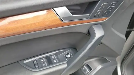 2022 Audi Q5 WA1G2AFY8N2086479