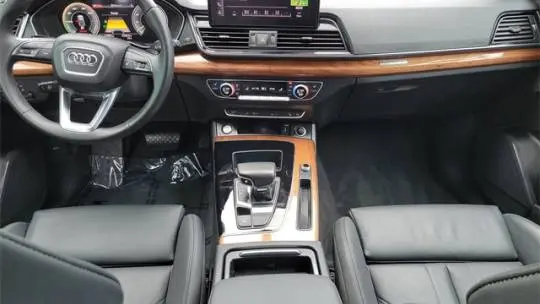 2022 Audi Q5 WA1G2AFY8N2086479