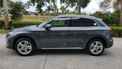 2022 Audi Q5 WA1G2AFY8N2086479