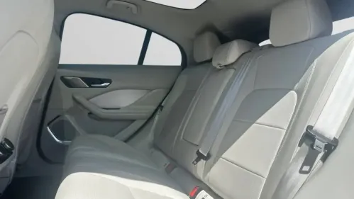 2019 Jaguar I-Pace - Images - 13
