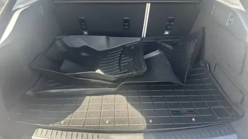 2019 Jaguar I-Pace - Images - 24
