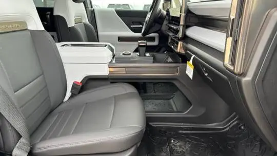 2025 GMC HUMMER EV SUV 1GKT0NDE5SU115919