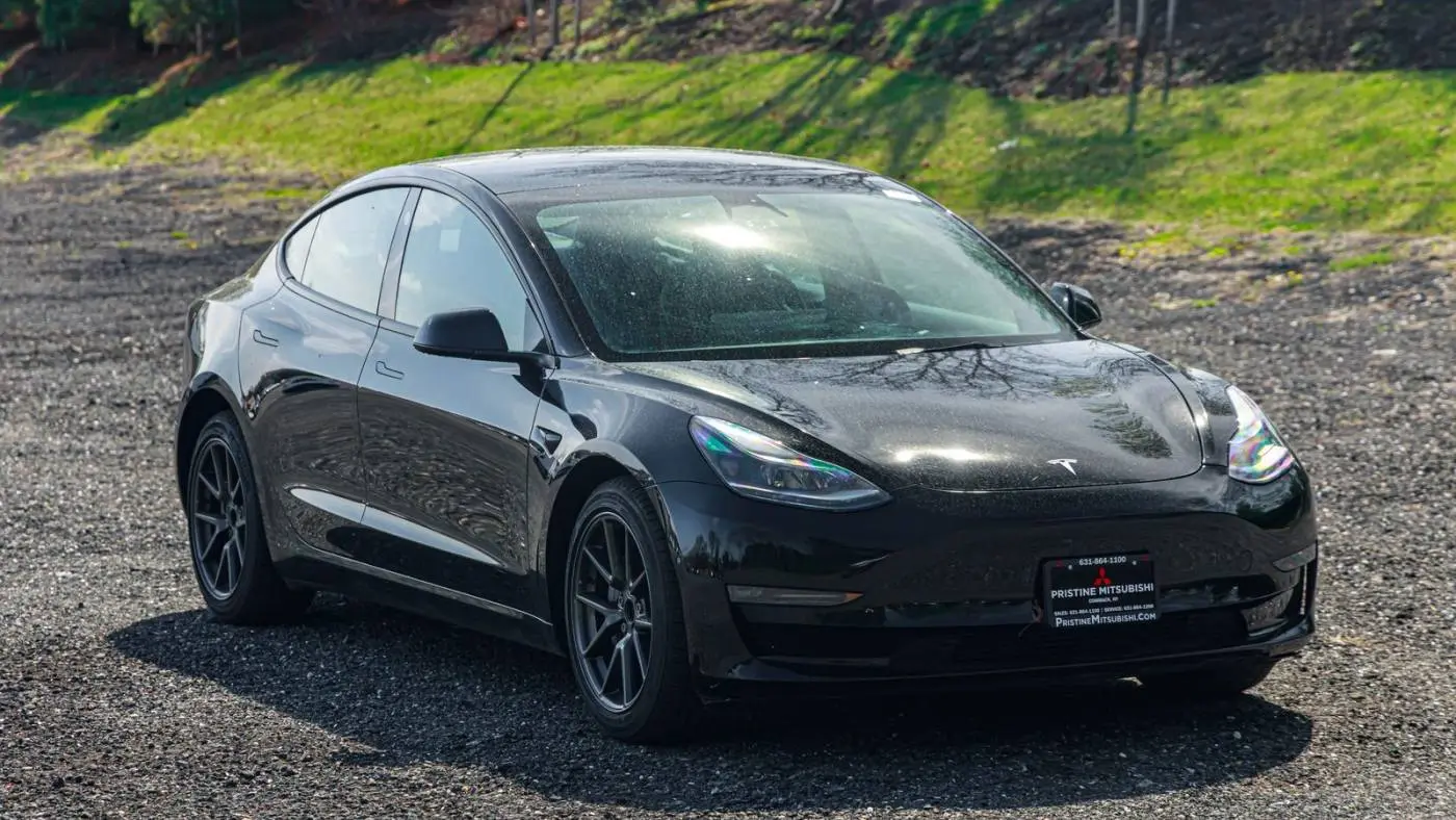 2022 Tesla Model 3 5YJ3E1EB9NF273168