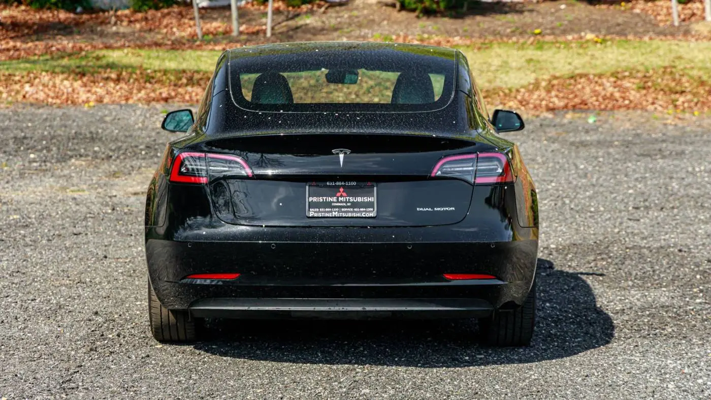 2022 Tesla Model 3 5YJ3E1EB9NF273168