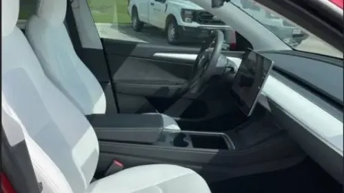 2023 Tesla Model Y 7SAYGDEF3PF644500