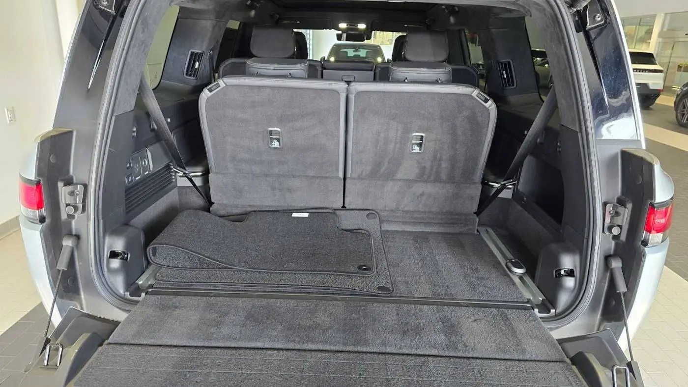 2025 Rivian R1S 7PDSGBBA6SN045481