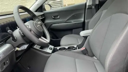 2025 Hyundai Kona Electric KM8HC3A68SU028635