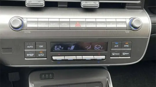 2025 Hyundai Kona Electric KM8HC3A68SU028635