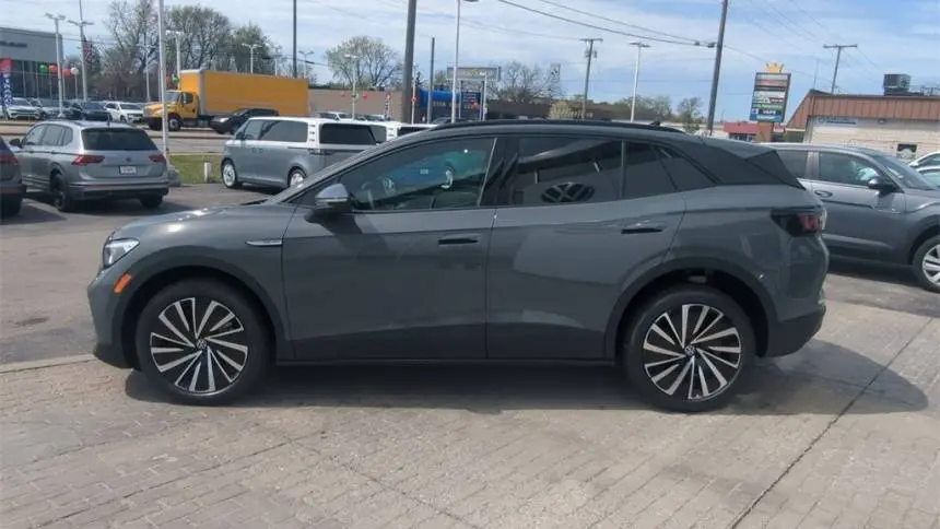 2025 Volkswagen ID.4 1V2DSPE87SC006509