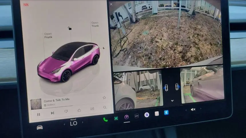 2022 Tesla Model Y 7SAYGDEF7NF563464