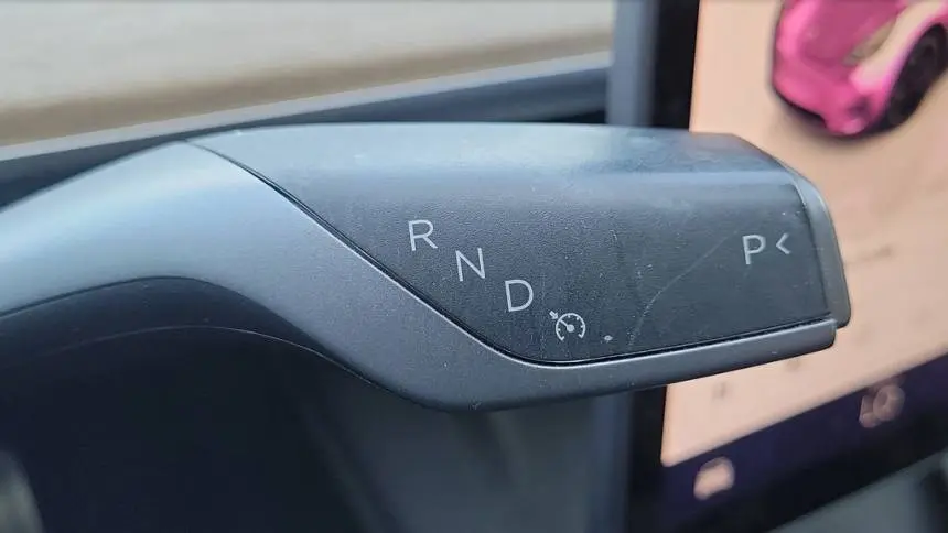 2022 Tesla Model Y 7SAYGDEF7NF563464