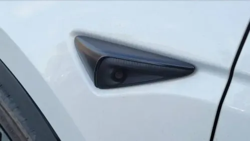 2022 Tesla Model Y 7SAYGDEF7NF563464