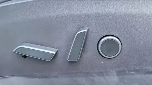 2022 Tesla Model Y 7SAYGDEF7NF563464