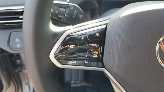 2025 Volkswagen ID.4 1V2WSPE88SC005765