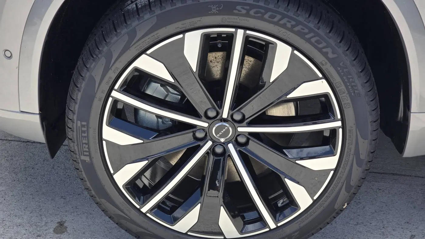 2025 Volvo XC90 YV4H60PBXS1377535