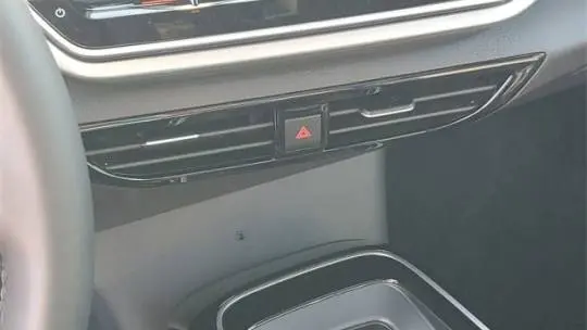 2025 Volkswagen ID.4 1V2WSPE88SC005765
