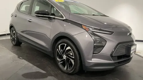 2022 Chevrolet Bolt - Images - 1