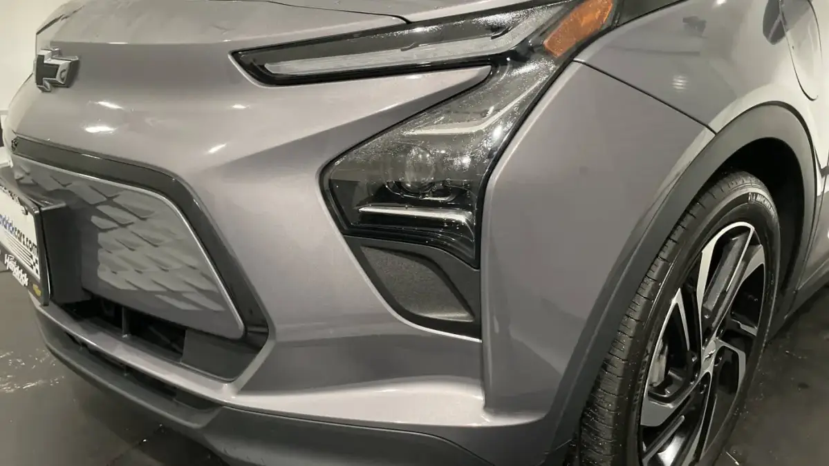 2022 Chevrolet Bolt - Images - 5