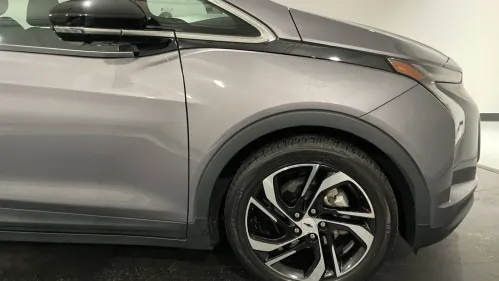 2022 Chevrolet Bolt - Images - 12