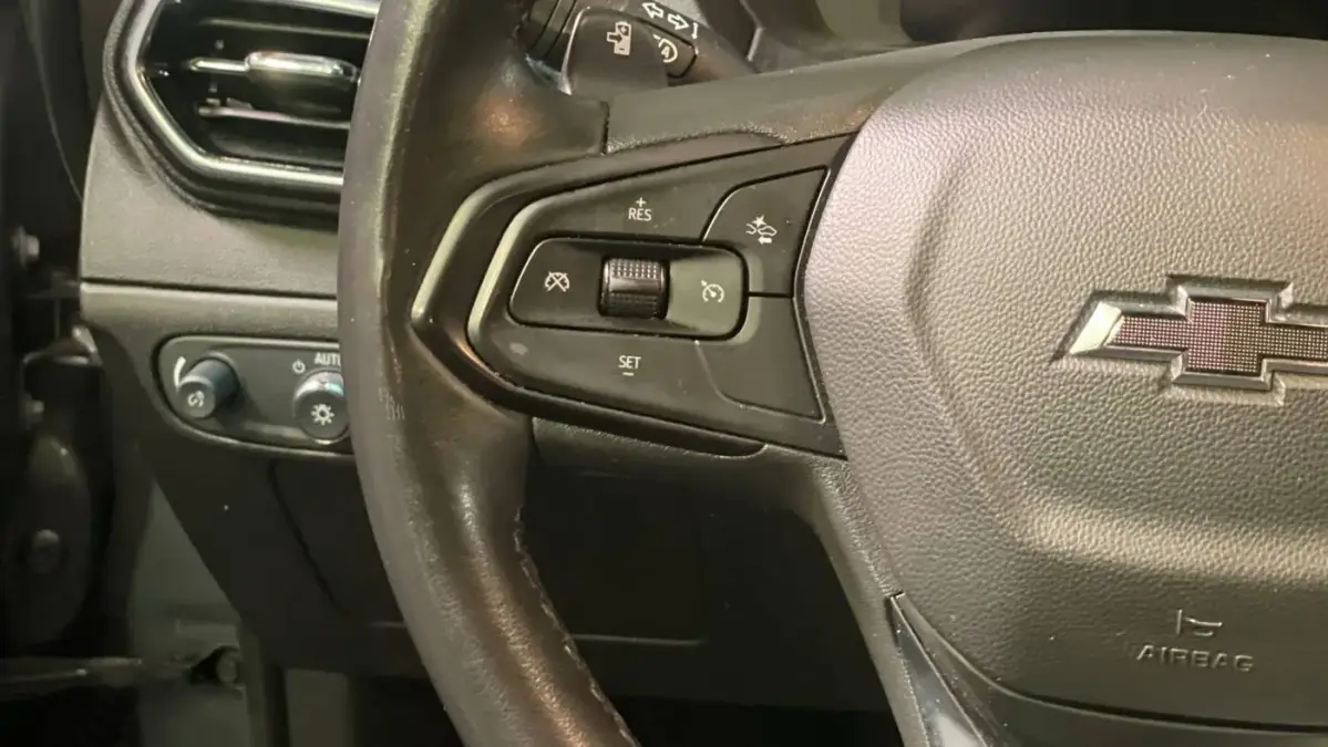2022 Chevrolet Bolt - Images - 18