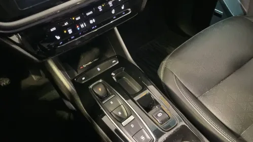 2022 Chevrolet Bolt - Images - 25