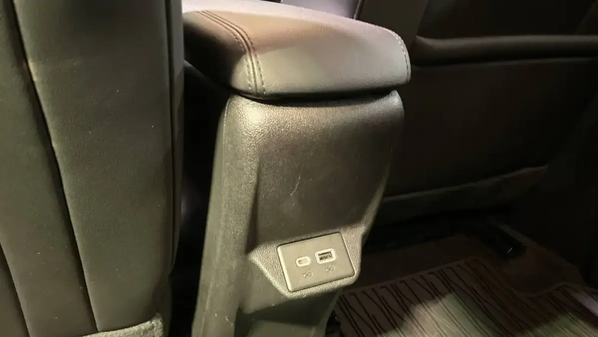 2022 Chevrolet Bolt - Images - 30