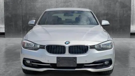2017 BMW 3 Series WBA8E1C3XHA156680