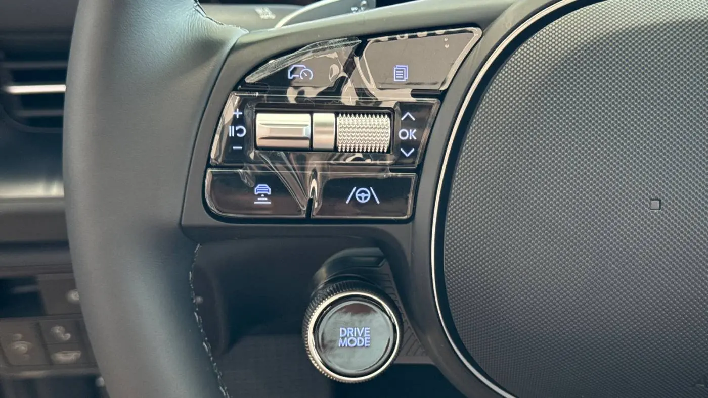 2025 Hyundai IONIQ 6 KMHM54AA3SA105013