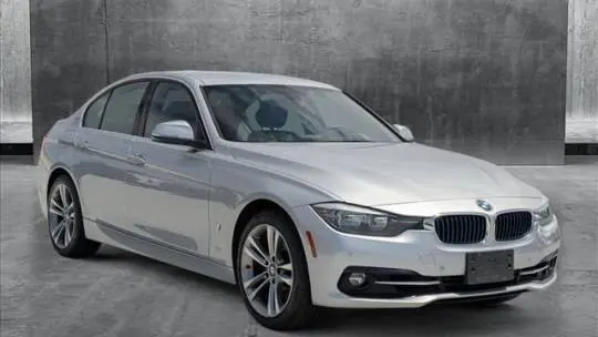 2017 BMW 3 Series WBA8E1C3XHA156680