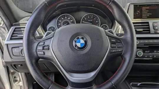 2017 BMW 3 Series WBA8E1C3XHA156680