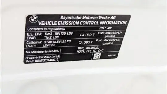 2017 BMW 3 Series WBA8E1C3XHA156680