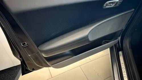 2025 Hyundai IONIQ 6 KMHM54AA3SA105013