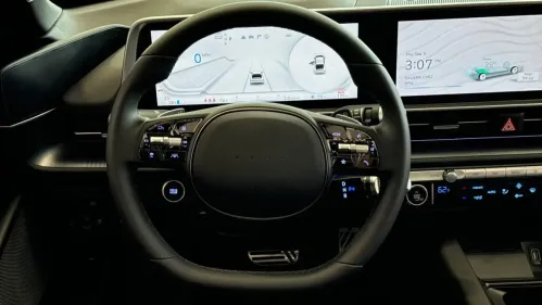 2025 Hyundai IONIQ 6 KMHM54AA3SA105013