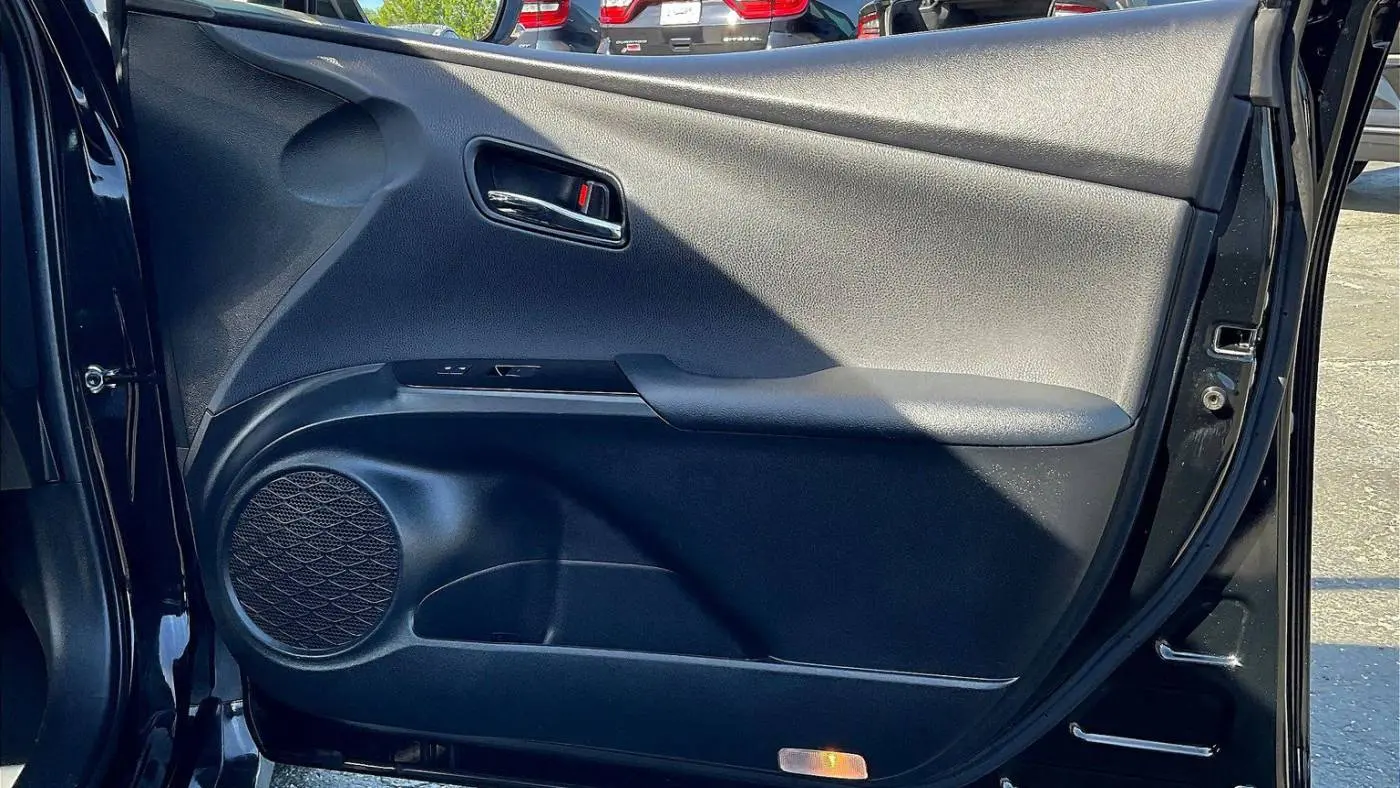 2022 Toyota Prius Prime JTDKAMFP9N3210992