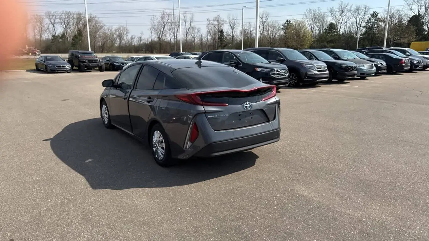 2021 Toyota Prius Prime JTDKAMFP5M3172529