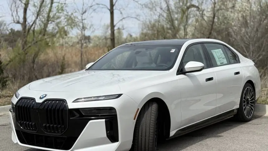 2025 BMW i7 WBY53EJ08SCU97467