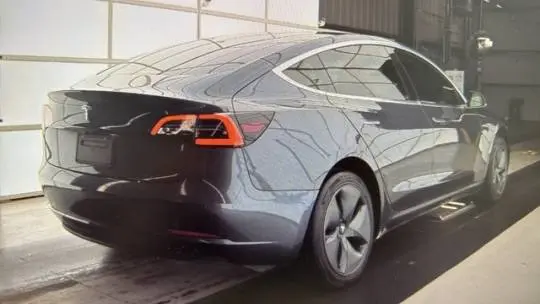2019 Tesla Model 3 5YJ3E1EA1KF411255