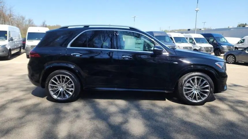 2025 Mercedes GLE 4JGFB4GB8SB429537