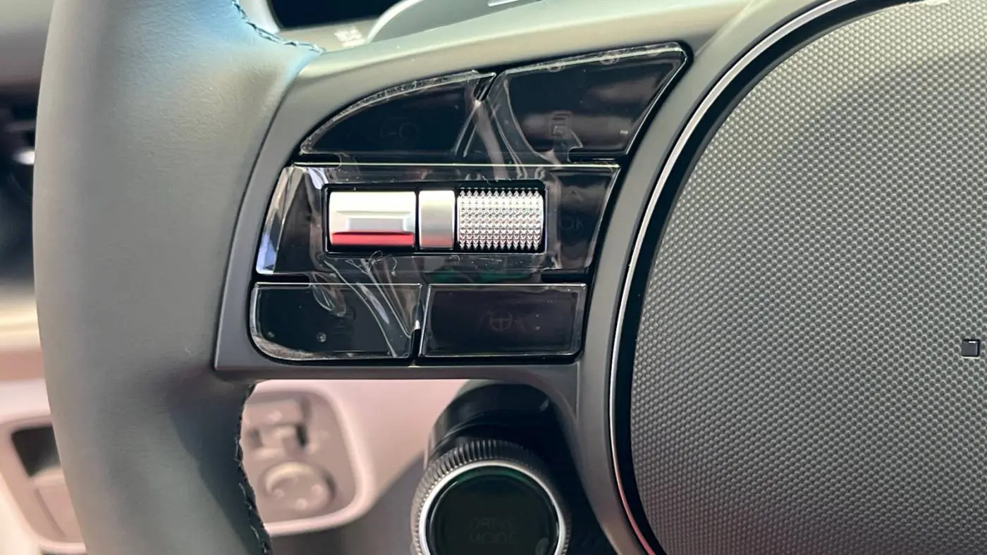 2025 Hyundai IONIQ 6 KMHM54AA5SA105384