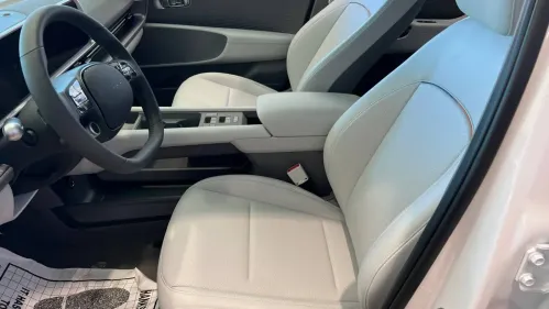 2025 Hyundai IONIQ 6 KMHM54AA5SA105384