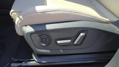 2025 Audi Q6 e-tron WA122BGF2SA021125